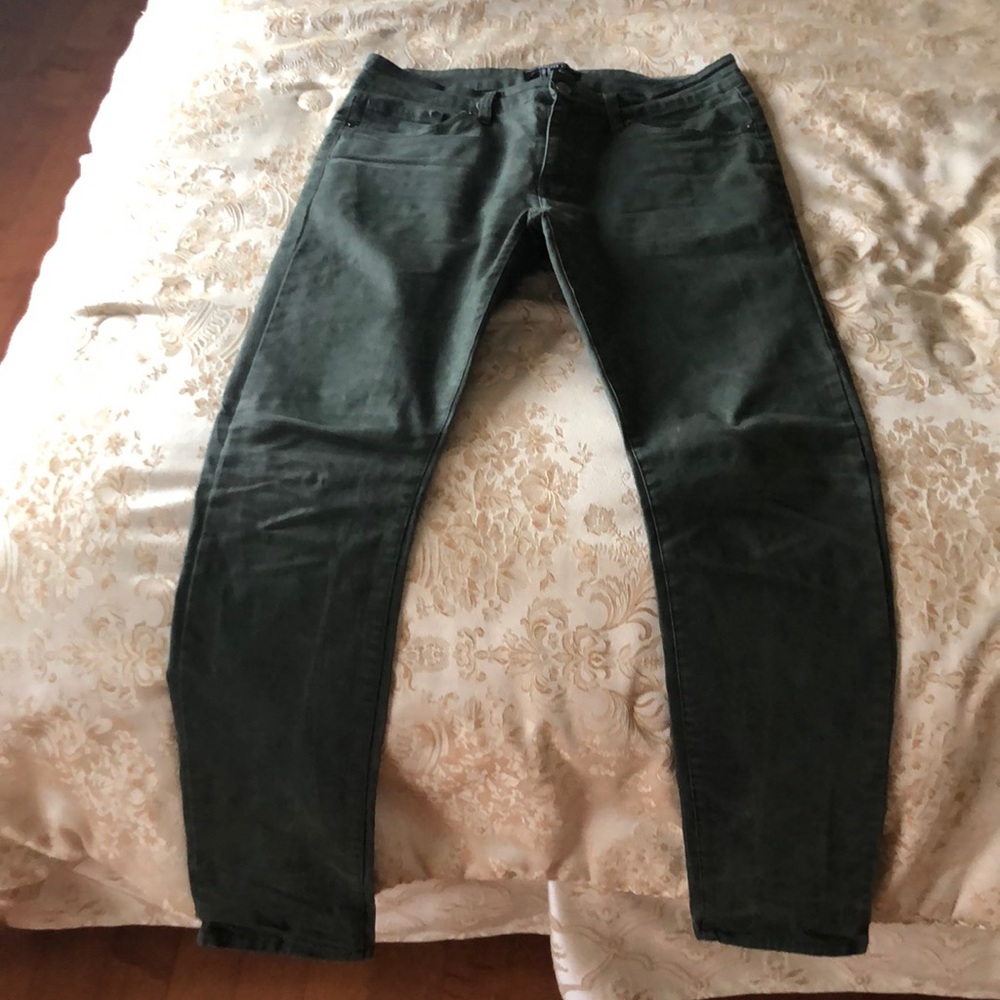Forever 21 men’s green skinny jeans